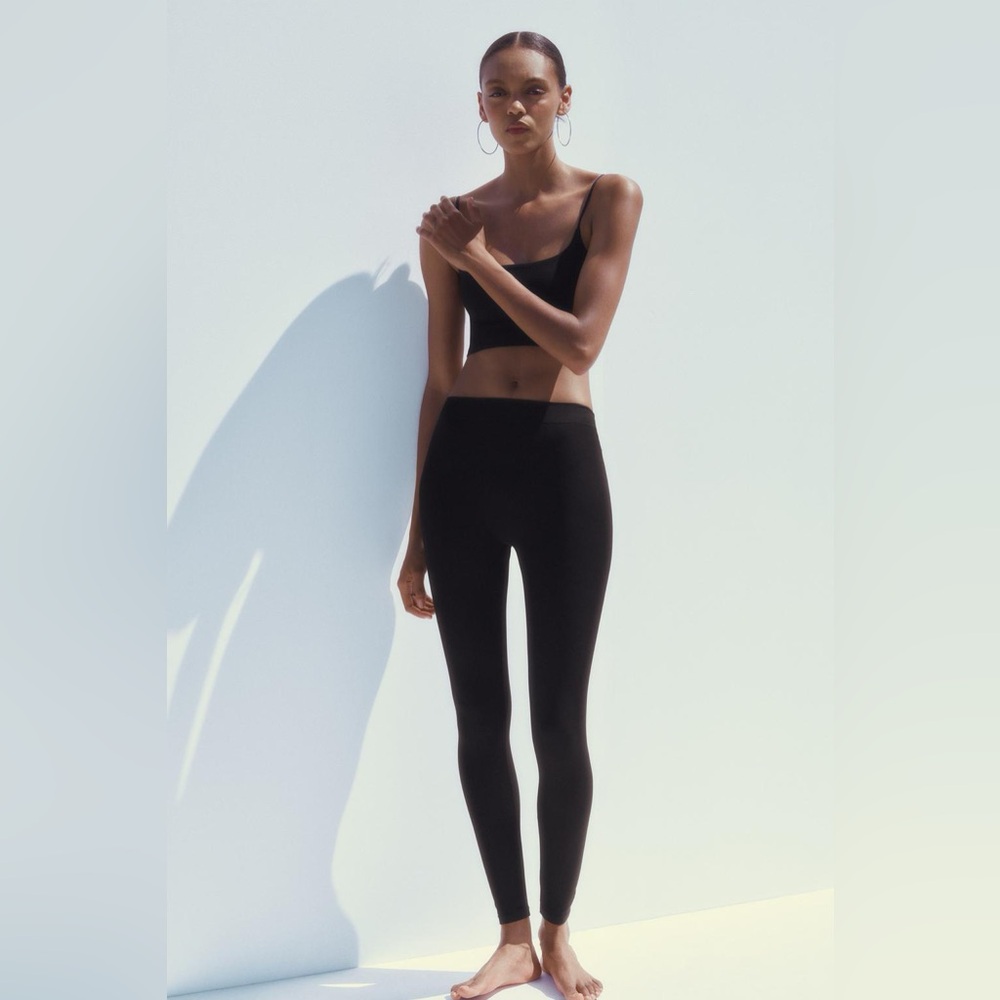 Zara LIMITLESS CONTOUR COLLECTION Classic Black Leggings XS/S NEW
